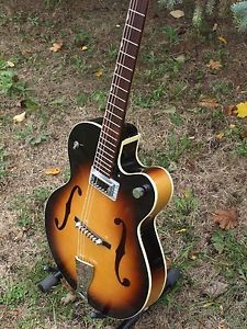 Gretsch 6124 Single Anniversary from 1960 in great condition