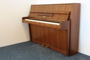 EUTERPE Mod 105 Nussbaum Klavier gebraucht