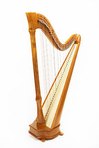 Camac 40 string lever harp with bag & key