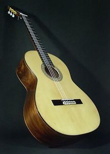SPANISH GUITAR. FLAMENCO NEGRA.  LUTHIER JUAN NOGUERO. GUITARRA. HARD CASE