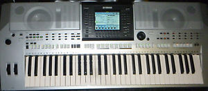 YAMAHA PSR s900 Entertainer Keyboard Arranger Workstation + Tasche + Fußtaster