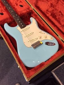 Fender Special Edition 60S Strat MATCAP, Daphne Blue, Rosewood