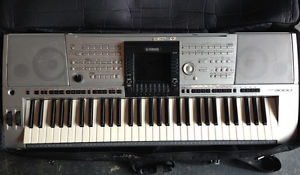 Yamaha PSR3000 61-Key Arranger Workstation Keyboard