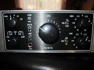 Universal Audio LA-610 Mic Pre-Amp with EQ and Compressor