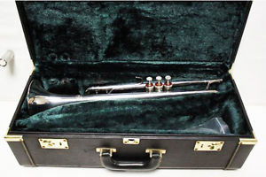 Yamaha YTR-8335HS Custom Bb Professional Trumpet Heavy type Hand Made w/OHSC