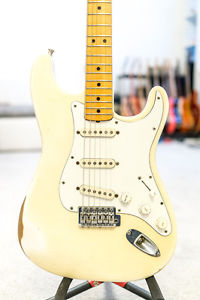 1972 Fender Stratocaster in blonde