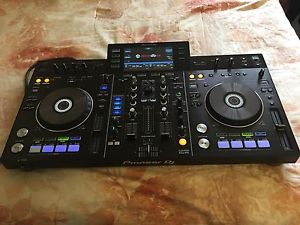 Pioneer XDJ-RX Digital DJ Controller