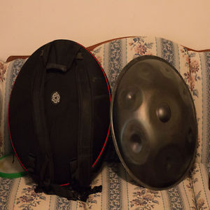Aura Handpan w/ Case