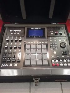 Akai Professional MPC 5000 Music Production Center