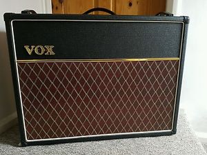 VOX AC30 C2 - classic tube combo amp amplifier with 2x12 celestion greenbacks