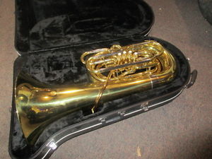 Jupiter 4 valve tuba model 582L