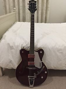 Gretsch Electromatic G5122 Double Cutaway Hollow Body KS11083421 with Gator Case