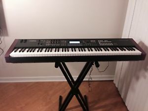 Yamaha MOXF8 88-Key Weighted Keyboard Synthesizer