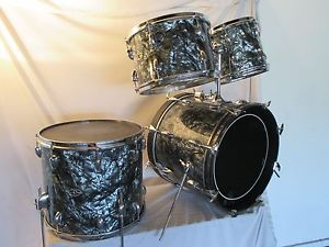 60's Slingerland "Modern Rock Combo" - Black Diamond Pearl with 18" kick