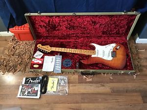 2011 Fender USA Stratocaster Select Dark Cherry Burst Flamed Maple Neck OHSC