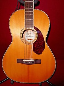 Fender® Paramount PM2 Standard Parlor Acoustic Electric Guitar w/ Hard Case