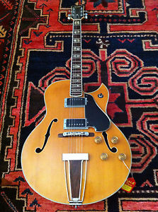 Yamaha Electric Guitar Natural Blond Hollow Body #8956 1968 MINT !!!