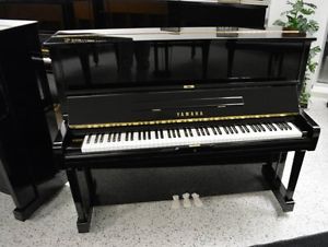 Yamaha U1 PROFESSIONAL UPRIGHT PIANO
