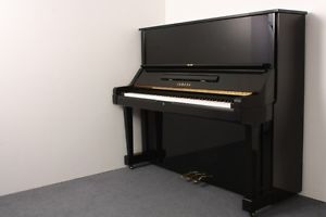 YAMAHA X schwarz Klavier gebraucht