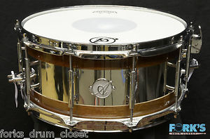 Acoutin Custom 6.5x14 Walnut / Brushed Stainless Snare Drum