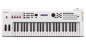 Yamaha MX49 II White