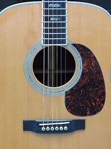 2001 Martin D-40 Guitar  ** Pristine Condition**  **Great Sound, Great Action**