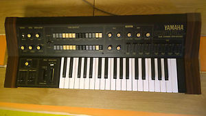 Yamaha CS-15D analoger Synthesizer 2xVCO mit CS-80 Filter