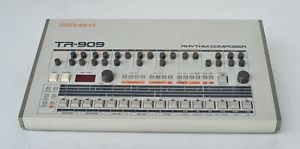 Roland TR-909 Rhythm Composer Analog Drum Machine MINT