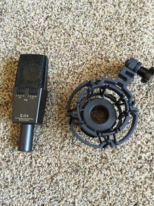 AKG C 414 XL II Reference Recording Microphone