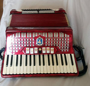 Paolo Soprani 80 Bass Piano Accordion