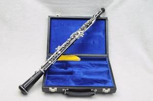 Selmer Model 122