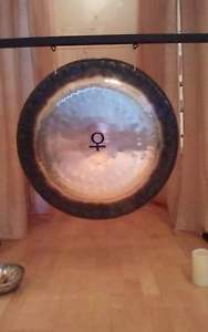 BEAUTIFUL GONG WITH STAND