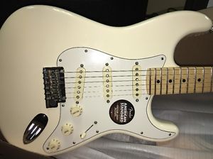 Fender American Standard Stratocaster W/HSC Olympic White Custom Shop Pickups !