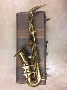 1940 Buescher Big B Alto Sax