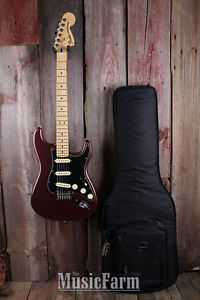 Fender® Deluxe Roadhouse Stratocaster Electric Guitar Strat with Deluxe Gig Bag