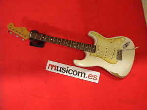 FENDER STRATOCASTER ROAD WORN 60 OLYMPIC WHITE