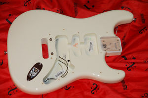 FENDER AMERICAN STANDARD STRATOCASTER BODY*OLYMPIC WHITE*MADE IN USA*UVP=699€