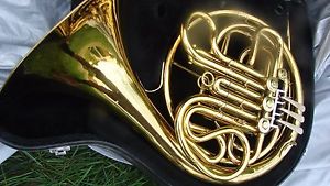 KING MODEL 2259 DOUBLE FRENCH HORN  USA COMPRESSION GOOD PLAYS VERY WELL