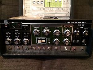 Roland RE-301 Space Echo, Tape delay and Chorus