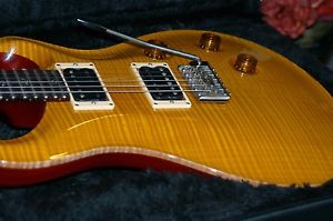PRS paul reed smith.prs 2008 custom 24 10 top vintage yellow spectacular flame