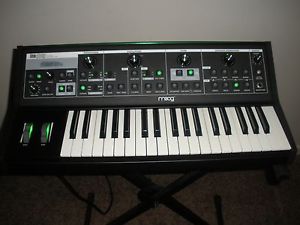 Moog Little Phatty Stage II Keyboard Synthesizer Toxic Green 44 of 50