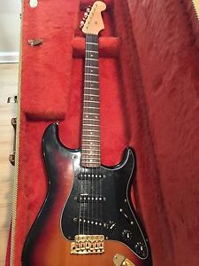 Fender Stratocaster Custom with High Output Lindy Fralin Pickups