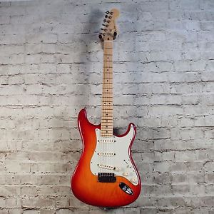 Fender American Deluxe Stratocaster W/ Case
