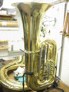 GOOD YAMAHA YBB-641 BBb CONCERT TUBA WITH CASE!
