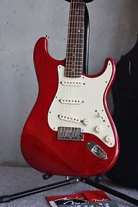 Fender American Deluxe ASH Stratocaster USA w/case Red Transparent
