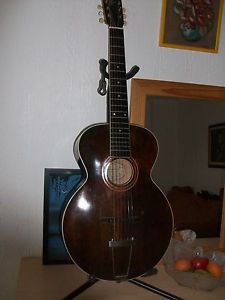 1920 - Collection "THE GIBSON"  L-1 Archtop
