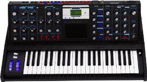 Moog Minimoog Voyager Electric Blue Electric Blue Edition