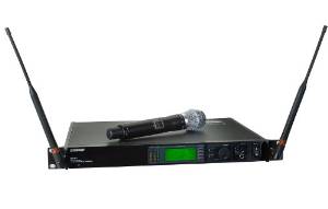 Shure UR24S+/BETA58 Handheld Wireless System (Beta 58, X1 Band)
