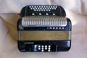 Nice HOHNER "OUVERTURE" diatonic C/F accordion/accordian!4 voices! 7 registers !