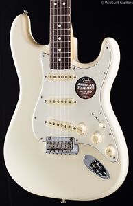 Fender American Standard Stratocaster® Olympic White, Rosewood (700)